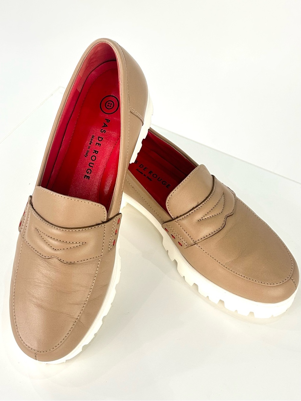 Pas de Rouge Leather Penny Loafers 37.5 Taupe Lug Sole Made in Italy